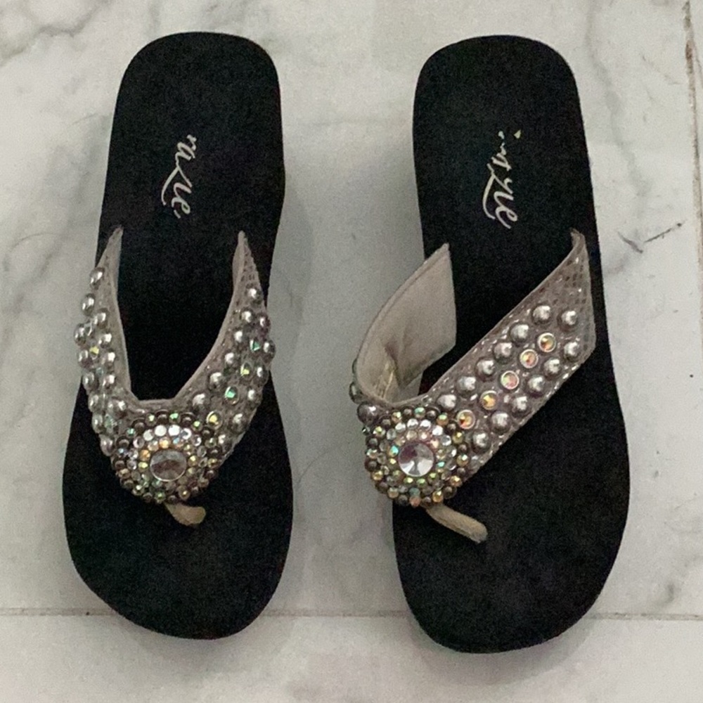 Rhinestone Embellished Black Sandals Grazie Size 8.5